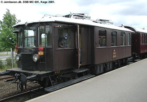 MC 651. 2001.